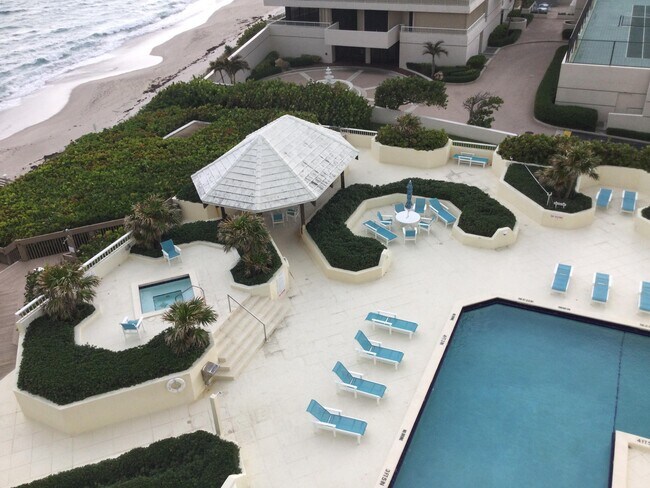 Building Photo - 5280 N Ocean Dr