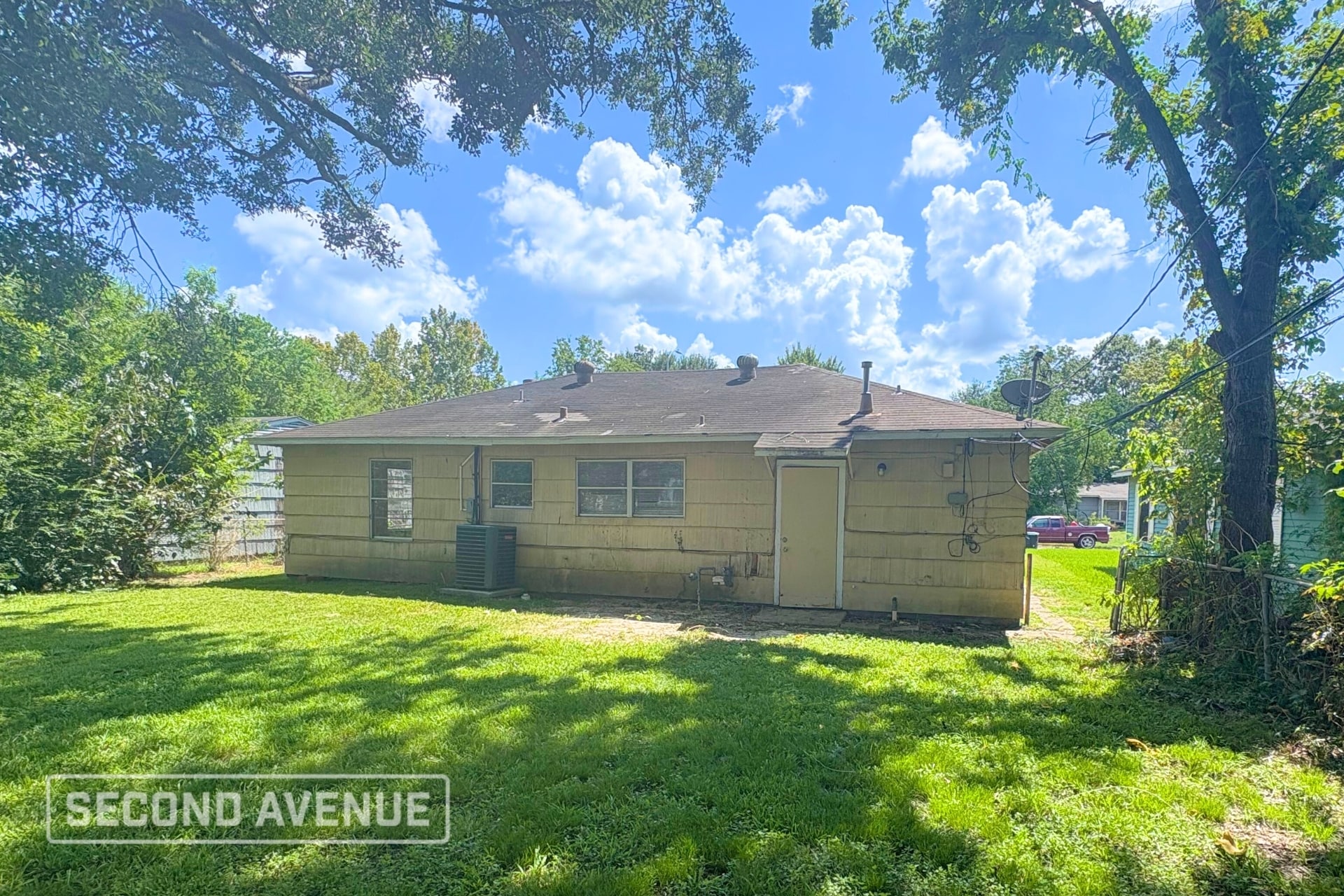 Building Photo - 5415 Heron Dr