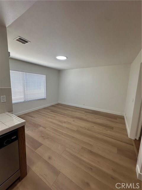 Building Photo - 16 Goldstar Pl