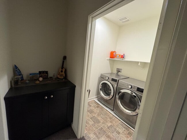 Building Photo - 4137 Rio Azul Way