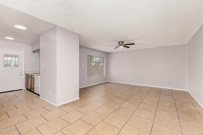 Building Photo - 11826 N 35th Ave