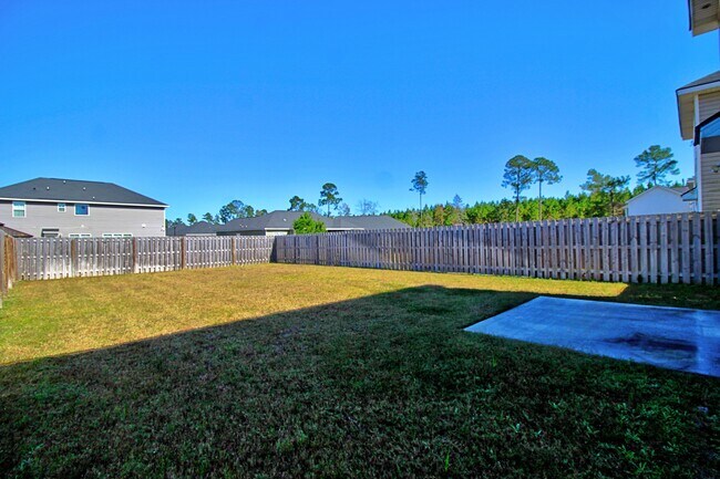 Building Photo - 106 Centennial Ct