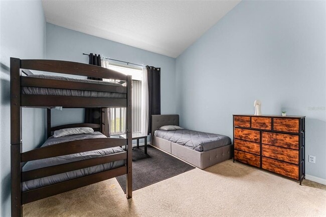 Building Photo - 616 Corvina Dr