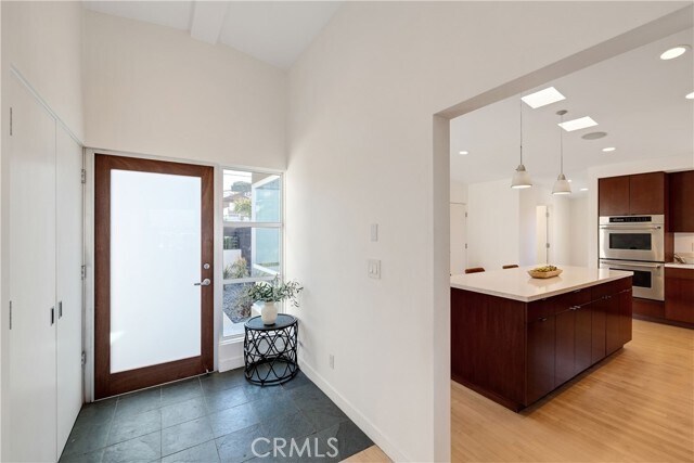 Building Photo - 409 C. Mayor