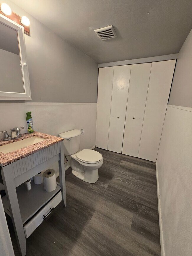 Building Photo - Spacious 4-Bedroom, 1.5-Bath Townhome in Battery Village – Havre de Grace, MD