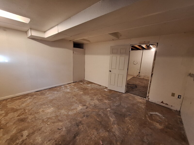 Building Photo - 2172 Reed Dr