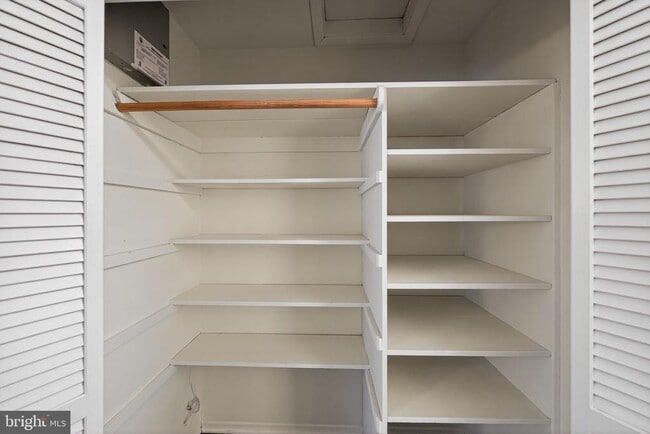 Building Photo - 5219 Montgomery St