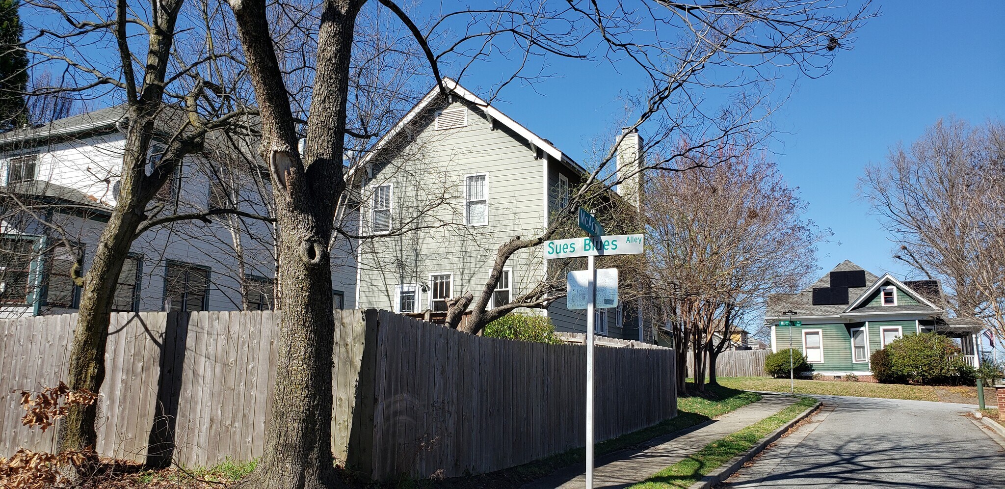 Building Photo - 340 Murray St