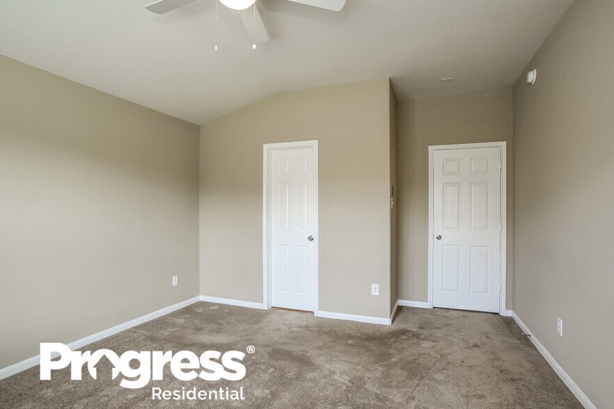 Building Photo - 15527 Lady Shery Ln