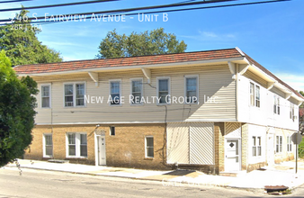 Building Photo - Updated apartment available in Upper Darby!