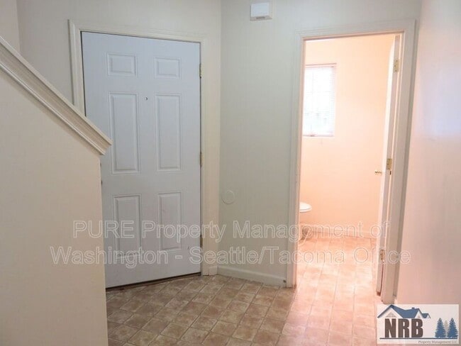 Building Photo - 4043 S Warner St