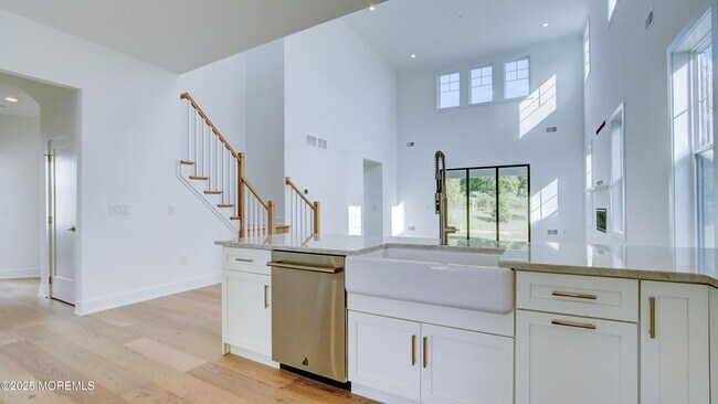 Building Photo - 109 Sofia Dr