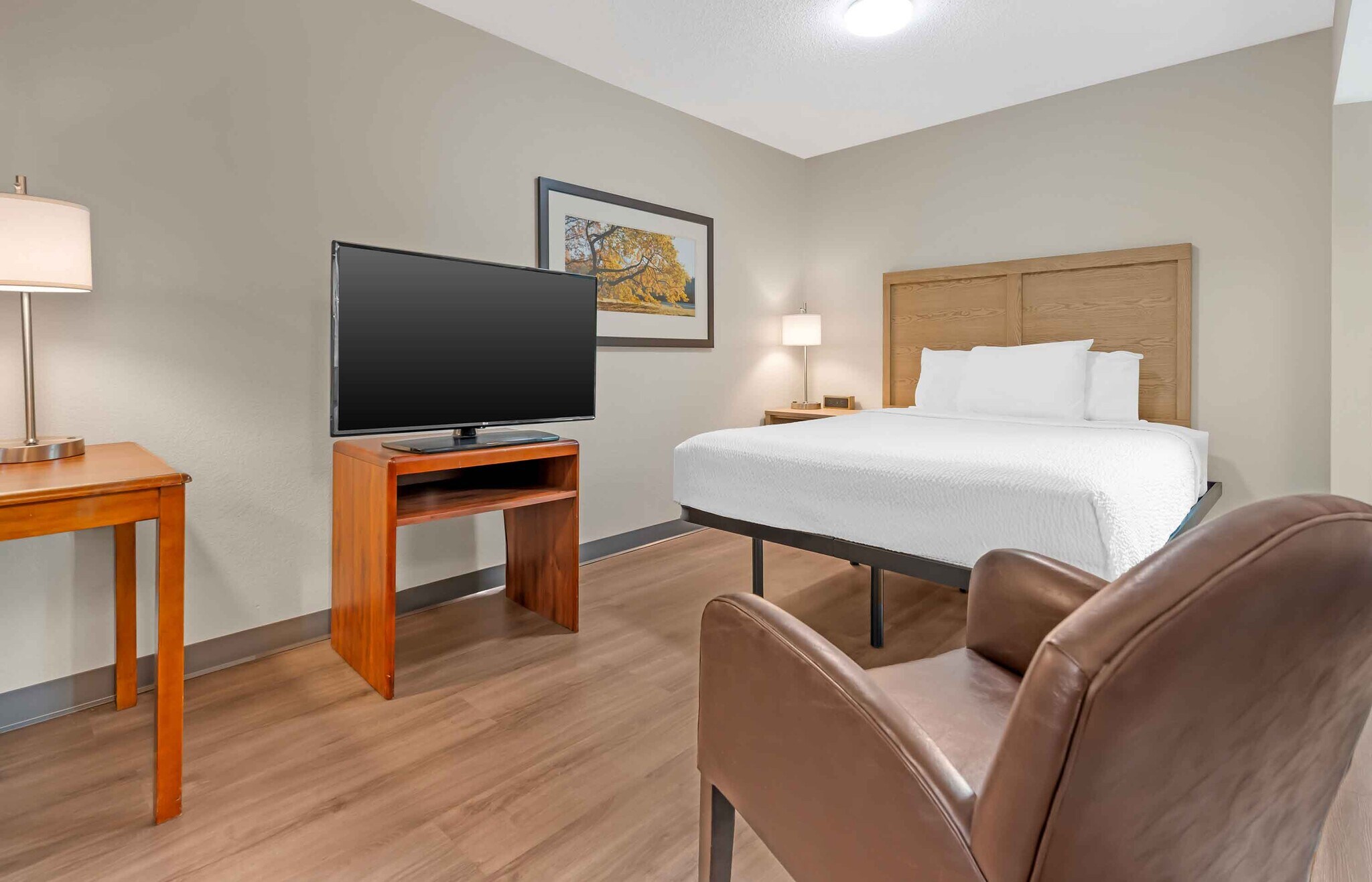 Building Photo - Furnished Studio-Dayton - Fairborn