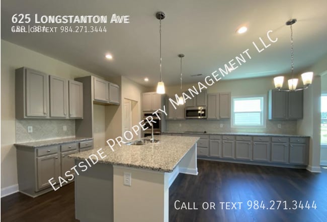 Building Photo - 625 Longstanton Ave