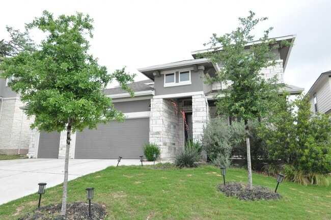 Building Photo - Gorgeous Home with Green Belt view!