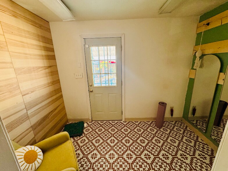 Building Photo - 3806 69th St