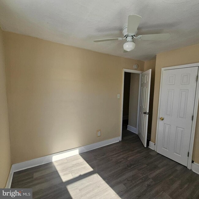 Building Photo - 112 N 2nd St