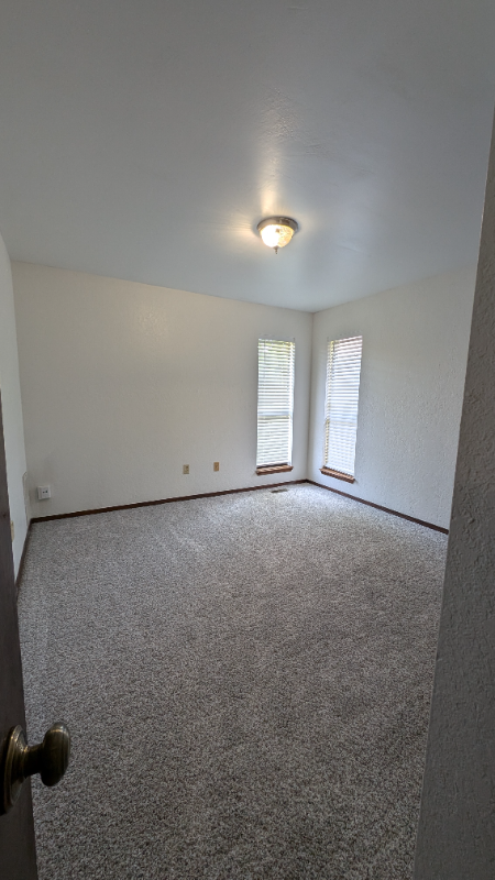 Building Photo - 6106 Gaelic Glen Dr