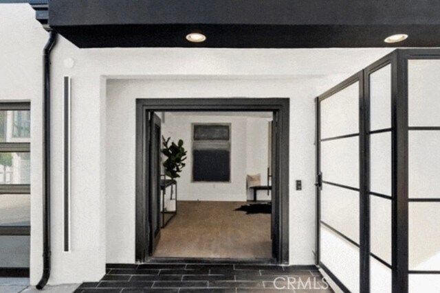 Building Photo - 6422 Weidlake Dr