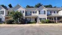 Building Photo - 3 Bed, 2 Bath Townhome in Mauldin is Avail...