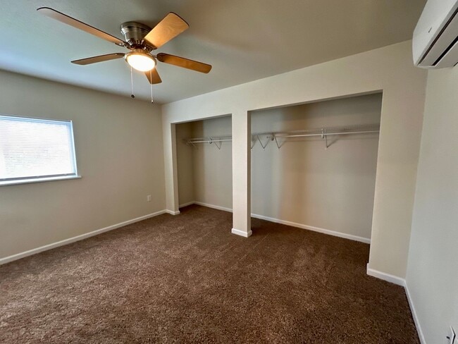 Building Photo - 1397 E Cypress Ave