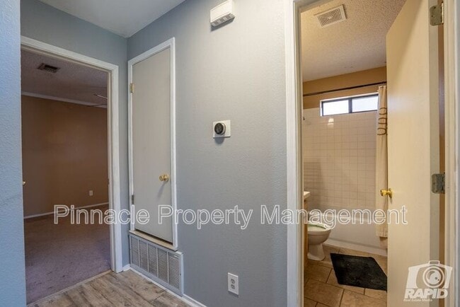 Building Photo - 1204 June