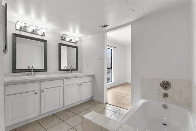 Building Photo - 2018 W Rundberg Ln