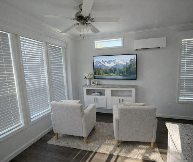 Building Photo - 7250 FL-44