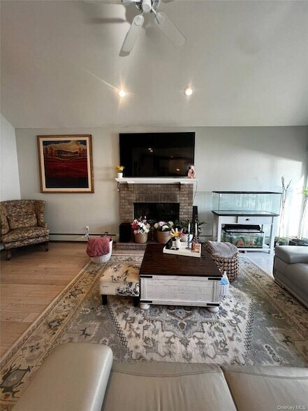 Building Photo - 6 Kara Ct