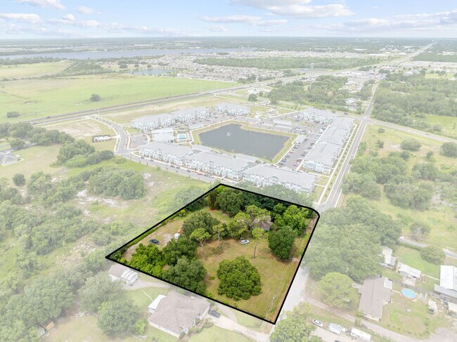 Building Photo - 3/1 on 2+ acres in St Cloud for Rent!