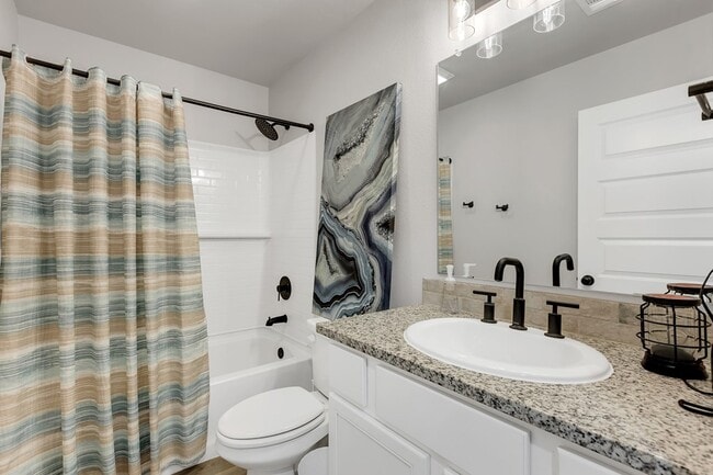 Building Photo - 460 Staghorn Dr