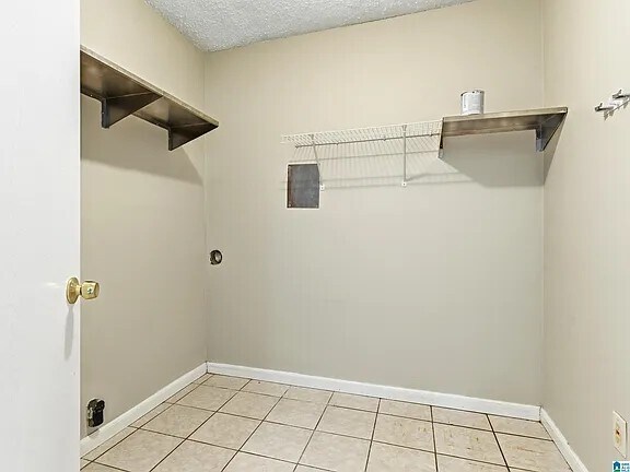 Building Photo - 1935 Springlake Ct