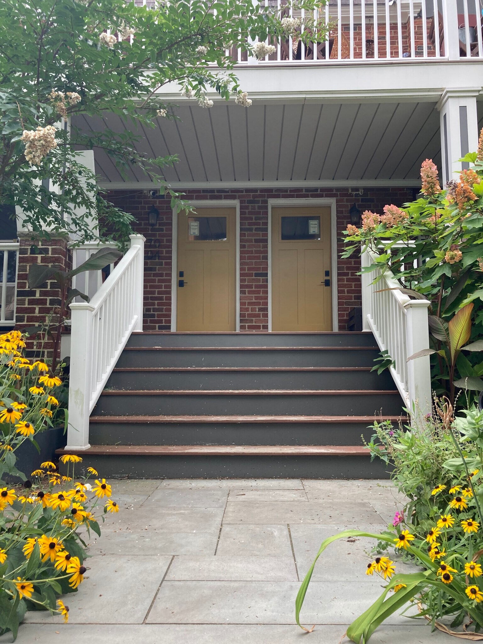 Entrance - 7006 Boyer St