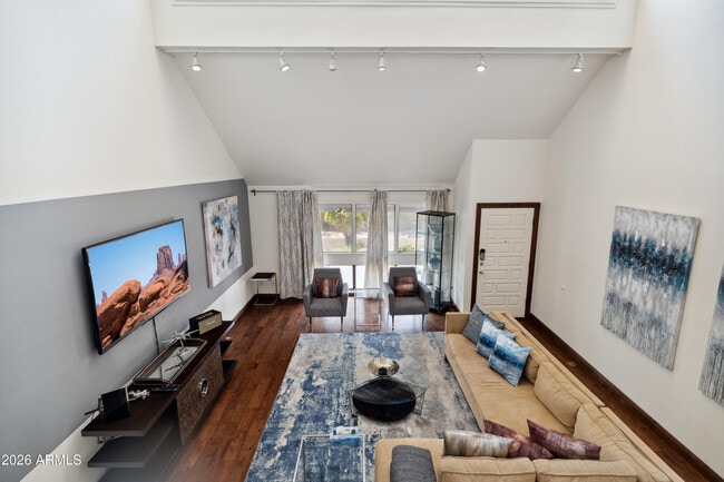Building Photo - 7306 E Rancho Vista Dr