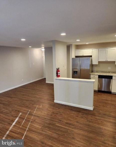 Building Photo - 2115 Woodhollow Dr