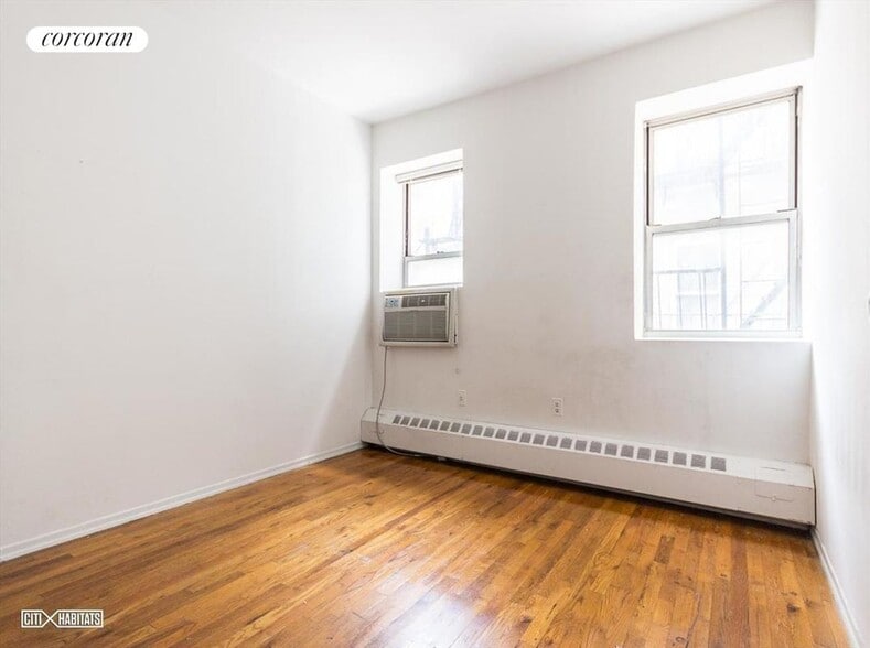 Primary Photo - 220 Avenue A