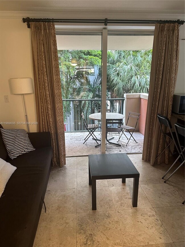 Building Photo - 2951 S Bayshore Dr