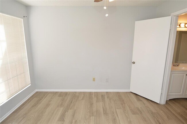 Building Photo - 8723 Fancy Finch Dr