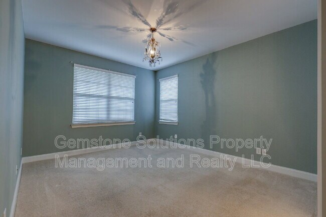 Building Photo - 3201 Aspen Grove Dr