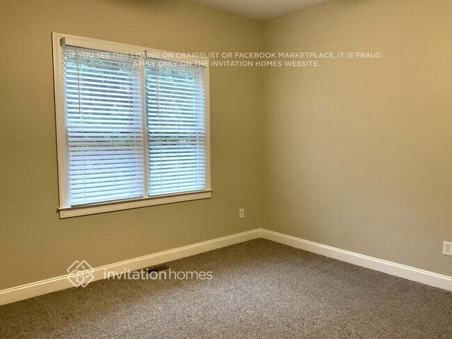 Building Photo - 2807 Great Falls Crossing