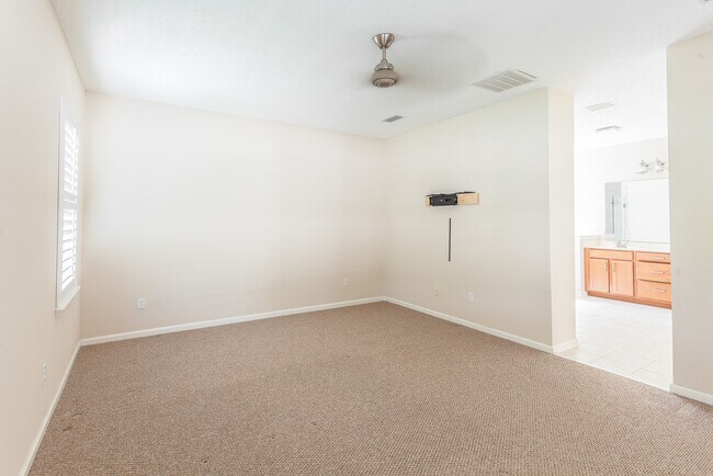 Building Photo - 75094 Glen Spring Way