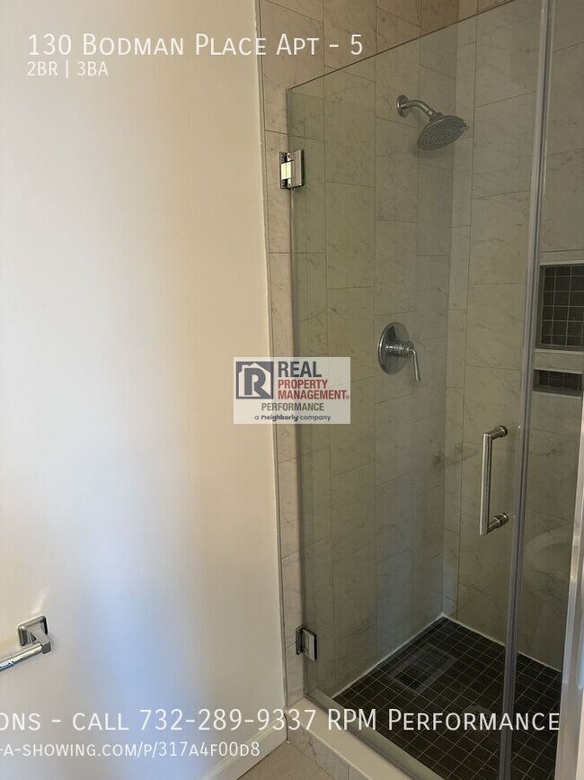 Building Photo - 130 Bodman Pl