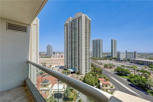 Building Photo - 2857 Paradise Rd