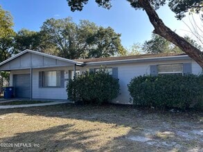 Building Photo - 10610 Lone Star Rd