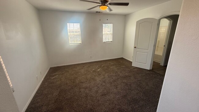 Building Photo - 1410 Butterfly Ct