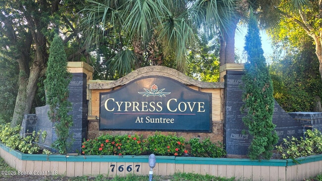 Building Photo - 7667 N Wickham Rd