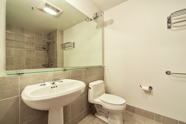 Building Photo - 1 Federal St