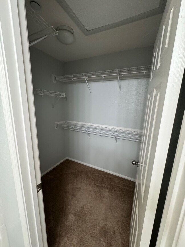 Building Photo - Beautiful 2 Bedroom, 2 Bathroom Oxnard Con...