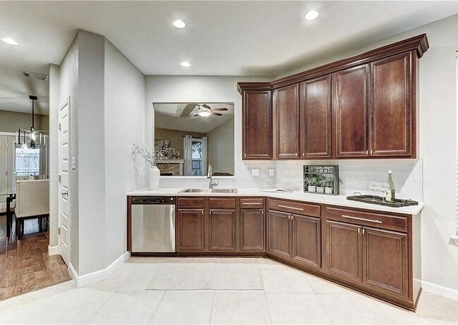 Building Photo - 8914 Bridgewood Trail