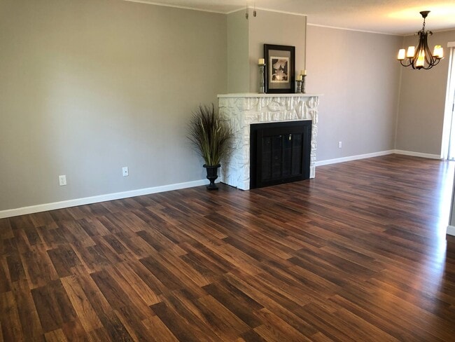 Building Photo - 3 Bedroom 2.5 Bath Home in the country!